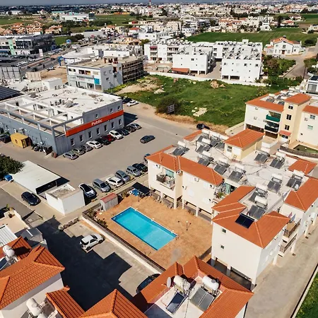 Sharona Paralimni
